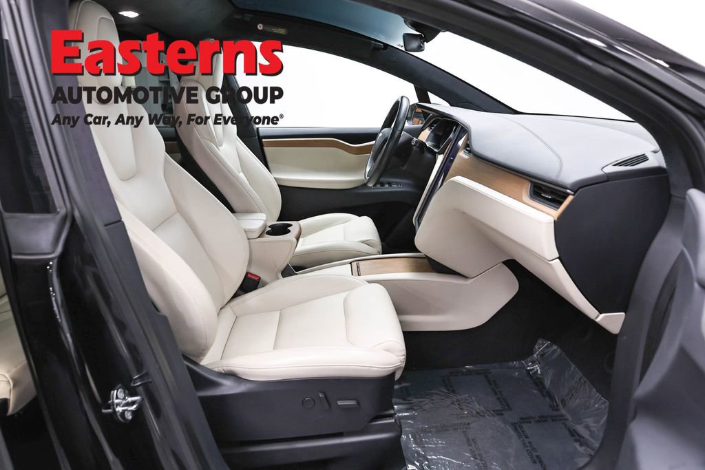 Used 2020 Tesla Model X Long Range AWD/4WD image 21