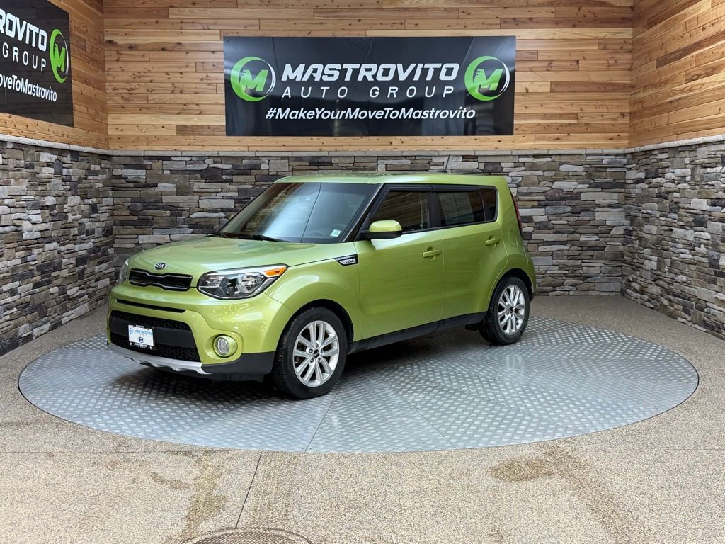 Used 2018 Kia Soul + image 5