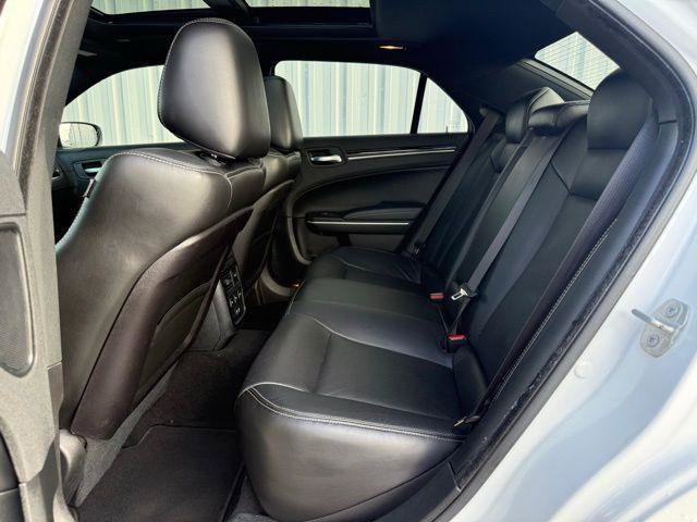 Used 2022 Chrysler 300 S w/ Comfort Group image 6