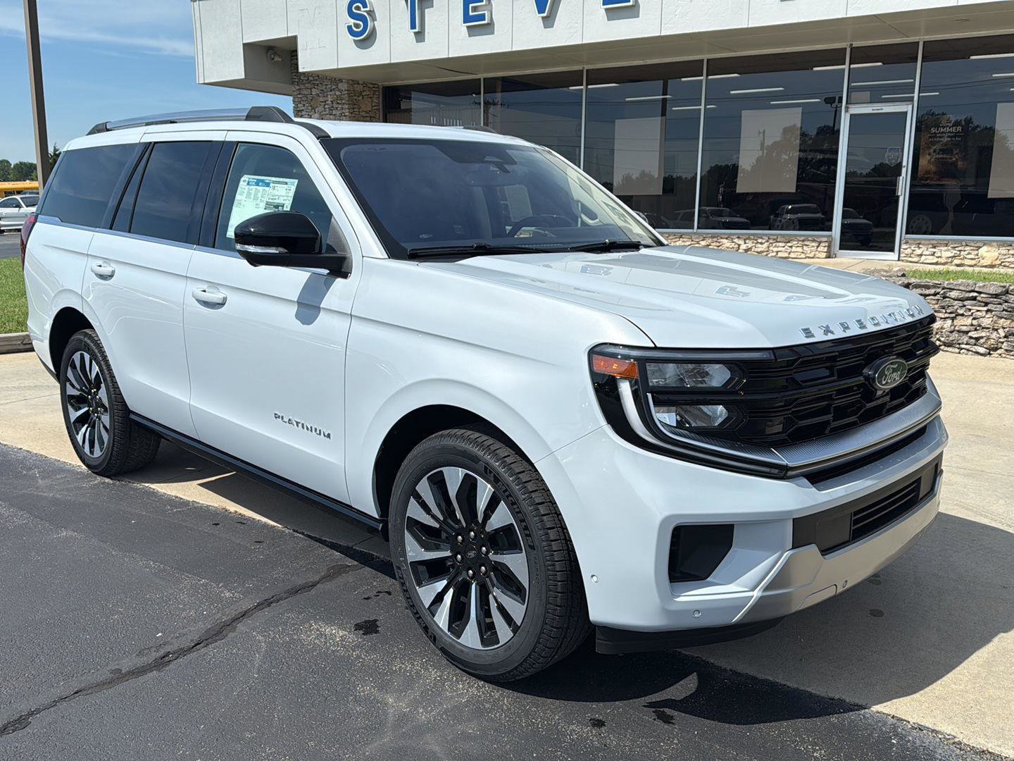 New 2025 Ford Expedition Platinum image 1