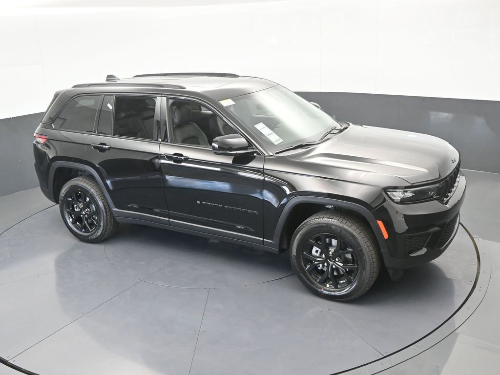 New 2025 Jeep Grand Cherokee Laredo image 45