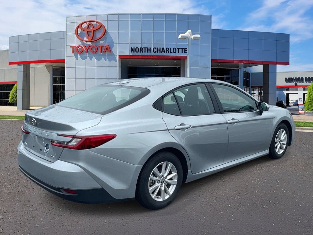 Used 2026 Toyota Camry LE FWD image 7