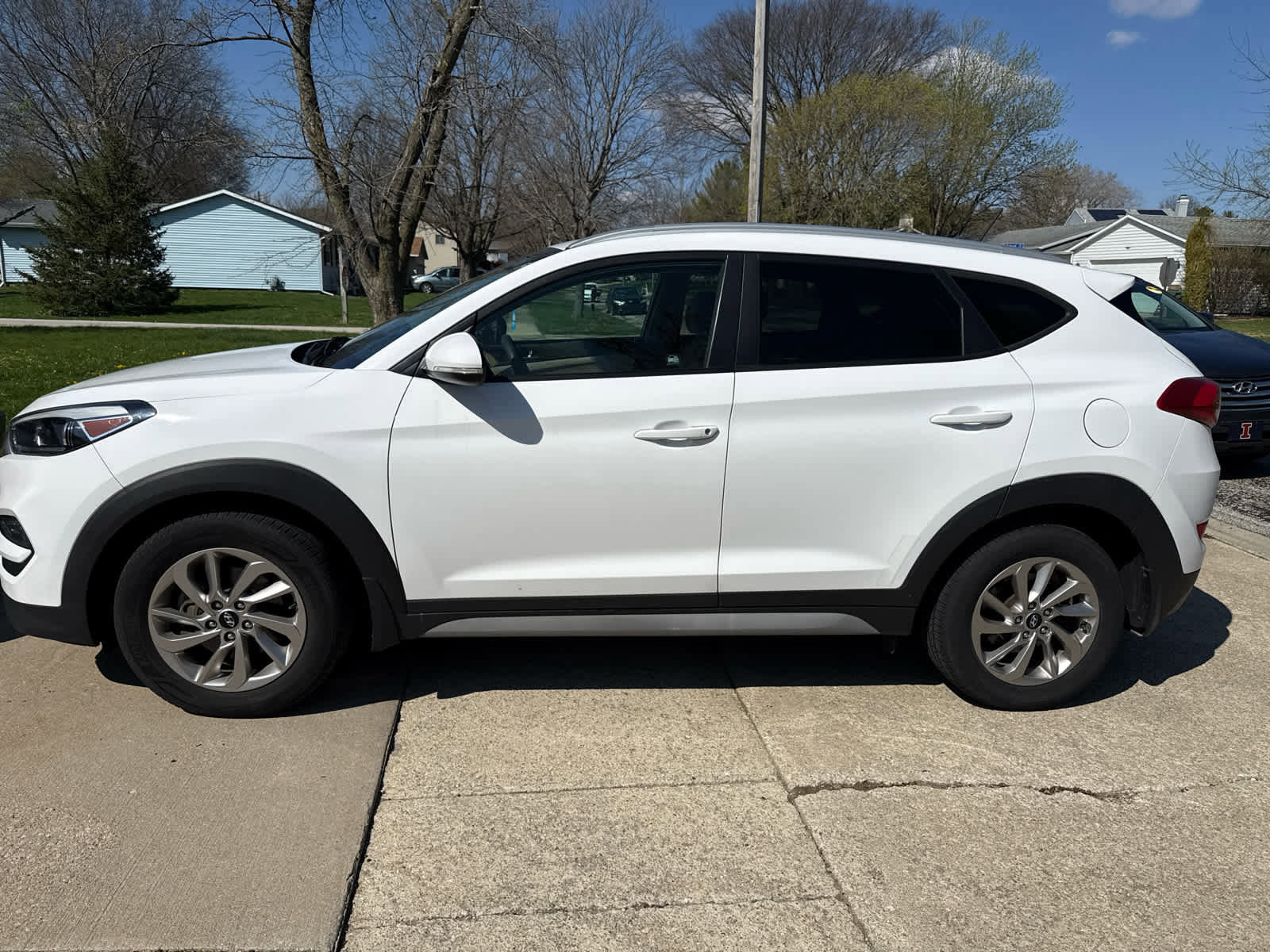 Used 2017 Hyundai Tucson Eco image 2