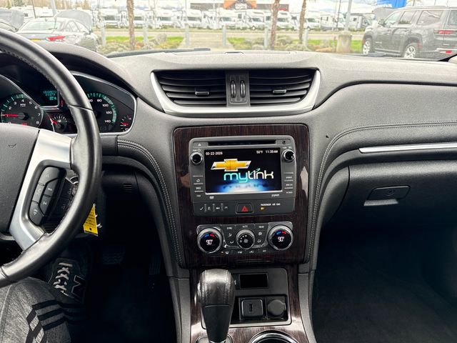 Used 2016 Chevrolet Traverse LT w/ Traveler's Package image 23