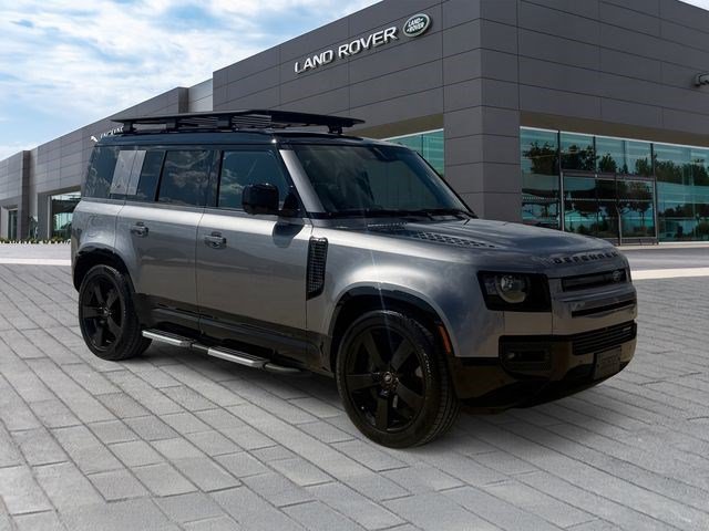 Used 2023 Land Rover Defender 110 X-Dynamic SE AWD/4WD image 7