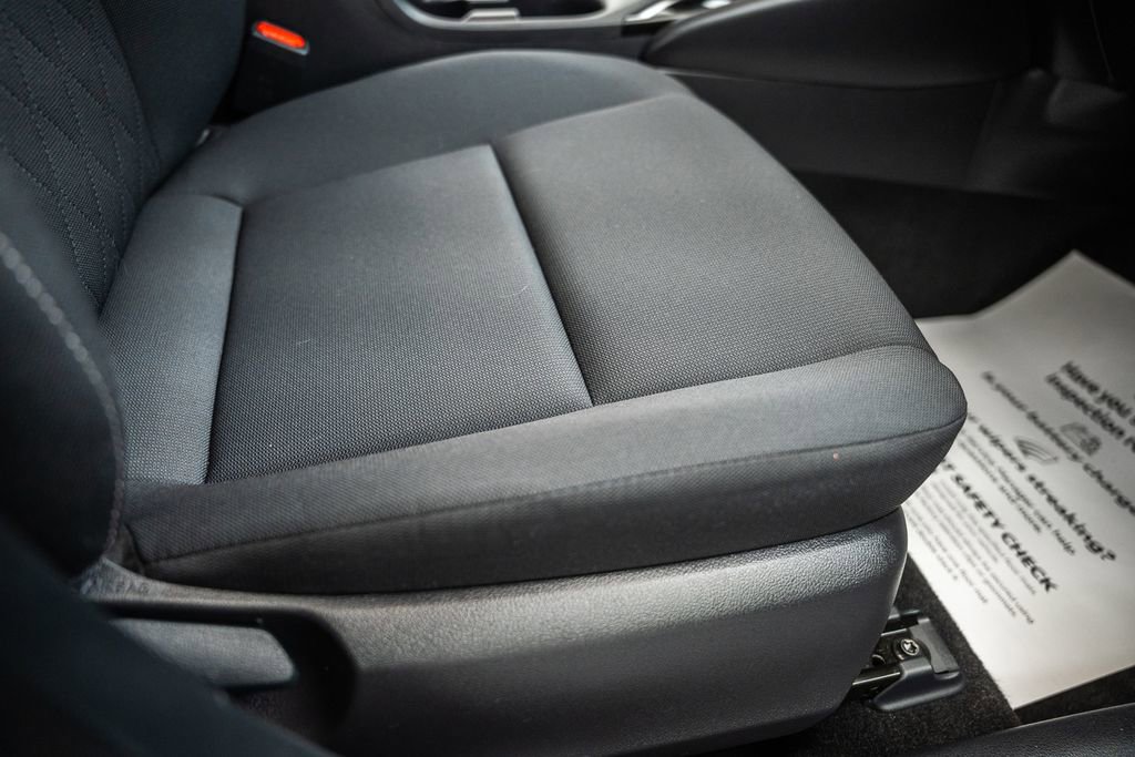 Certified 2025 Toyota Corolla LE image 32