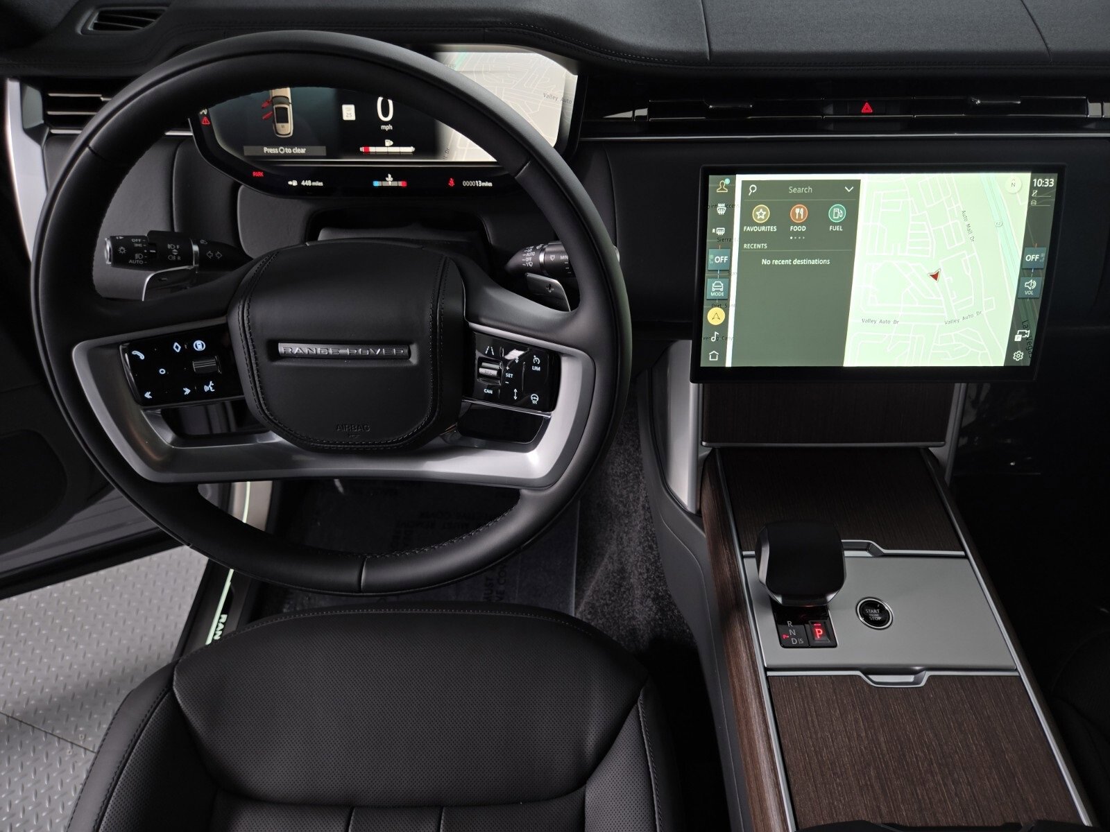 New 2025 Land Rover Range Rover Long Wheelbase SE image 12