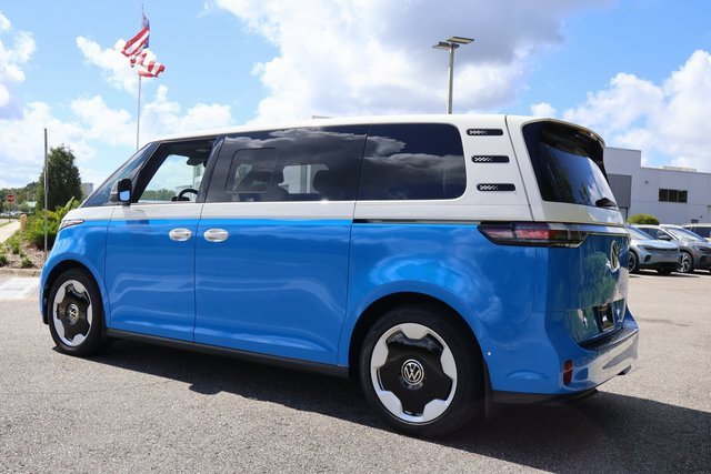 New 2025 Volkswagen ID. Buzz Pro S image 5