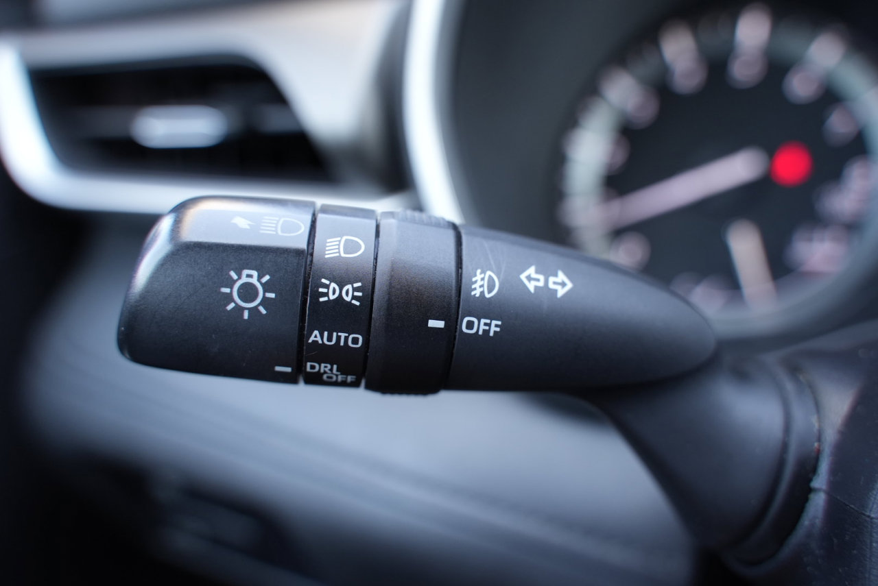 Used 2020 Toyota Highlander XLE image 37