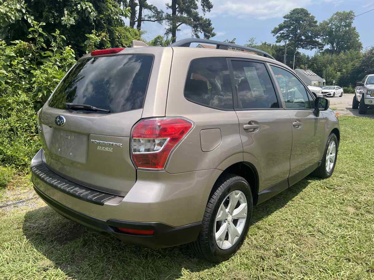 Used 2016 Subaru Forester 2.5i Premium image 13