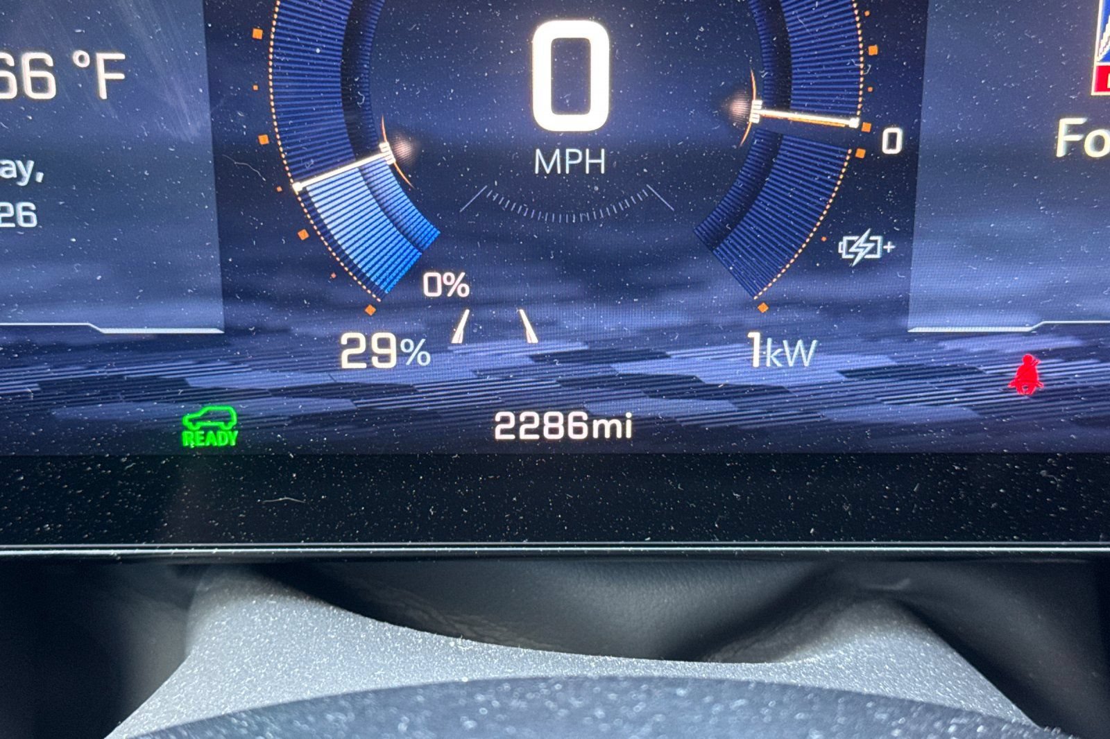 Used 2026 Chevrolet Equinox EV LT FWD image 3