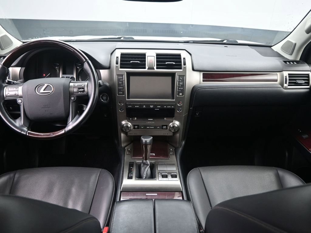 Used 2019 Lexus GX 460 image 23