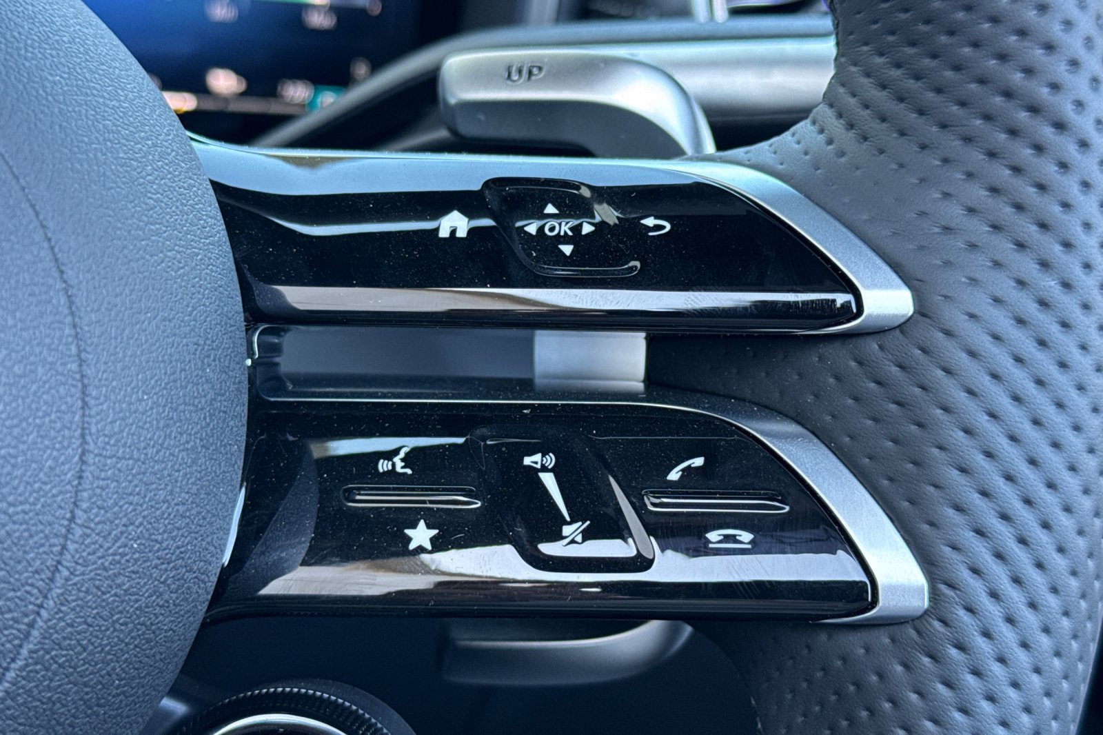 New 2025 Mercedes-Benz SL 63 AMG S e Performance 4MATIC image 28