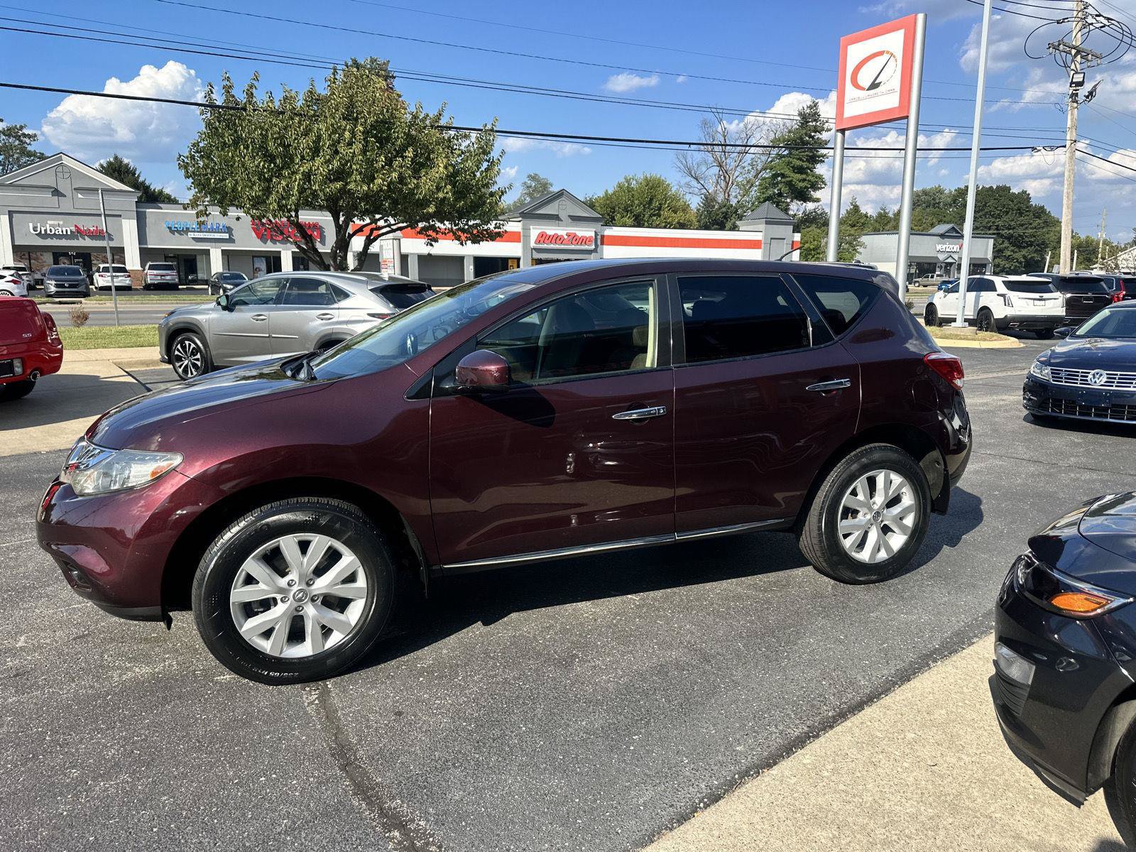 Used 2014 Nissan Murano S AWD/4WD image 6