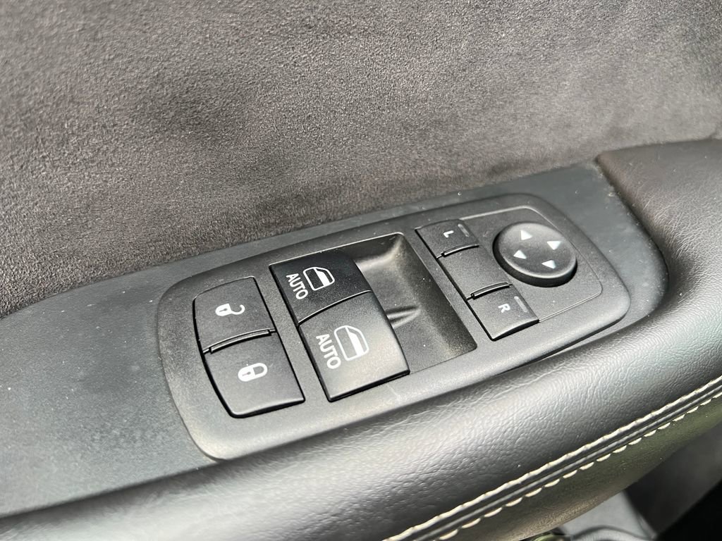 Used 2018 Dodge Challenger SRT Hellcat image 36