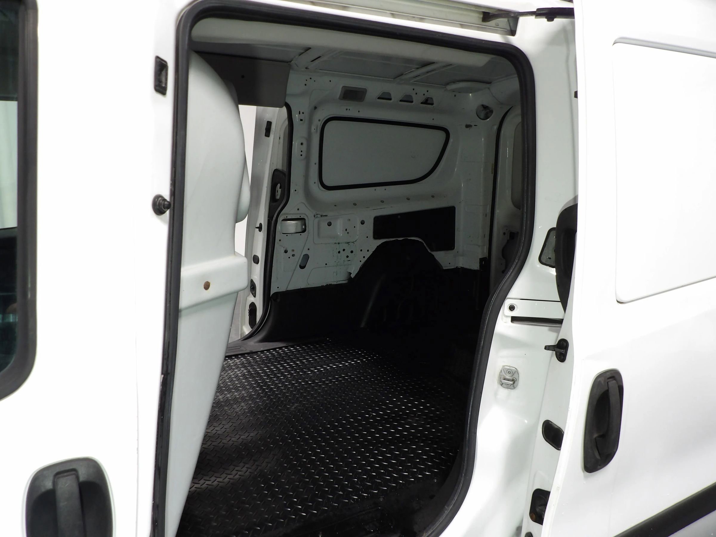 Used 2015 RAM ProMaster City Tradesman w/ Rear Back-up Camera Group FWD image 13