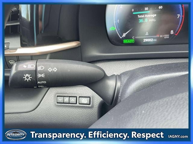 Used 2023 Toyota Crown AWD/4WD image 23