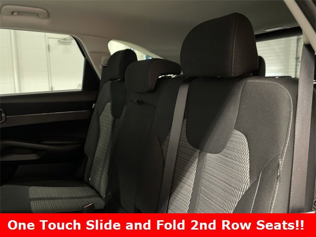 Used 2024 Kia Sorento LX image 16