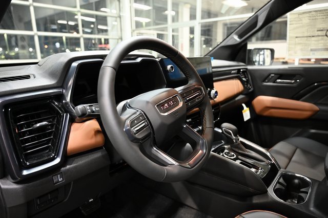 New 2026 GMC Canyon AT4 w/ Technology Plus Package image 22