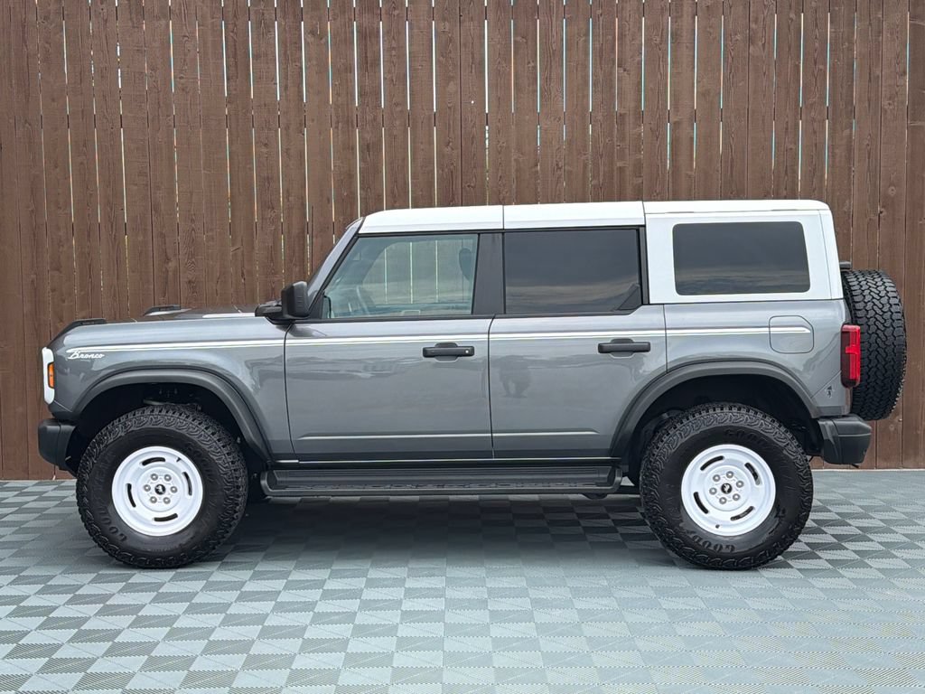 Used 2025 Ford Bronco Heritage Edition AWD/4WD image 14