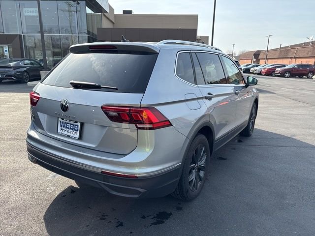 Used 2024 Volkswagen Tiguan SE image 4