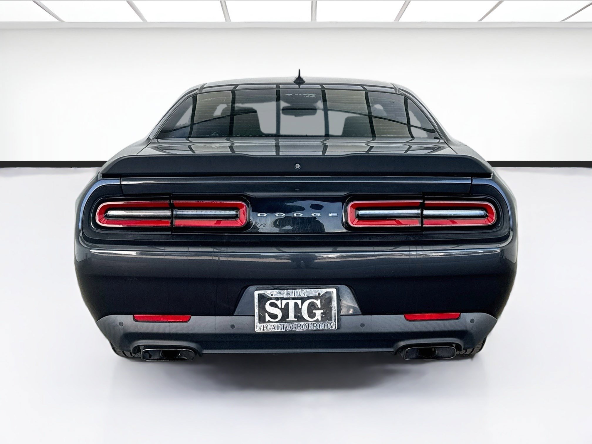 Used 2019 Dodge Challenger R/T Scat Pack w/ Driver Convenience Group RWD image 5