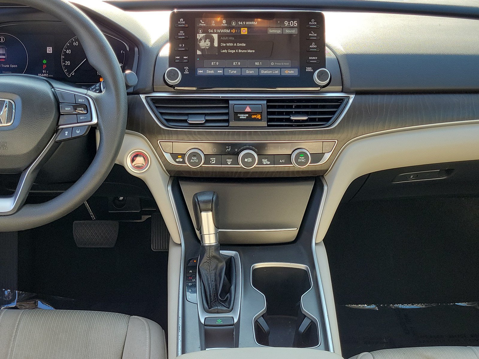 Used 2020 Honda Accord EX image 30