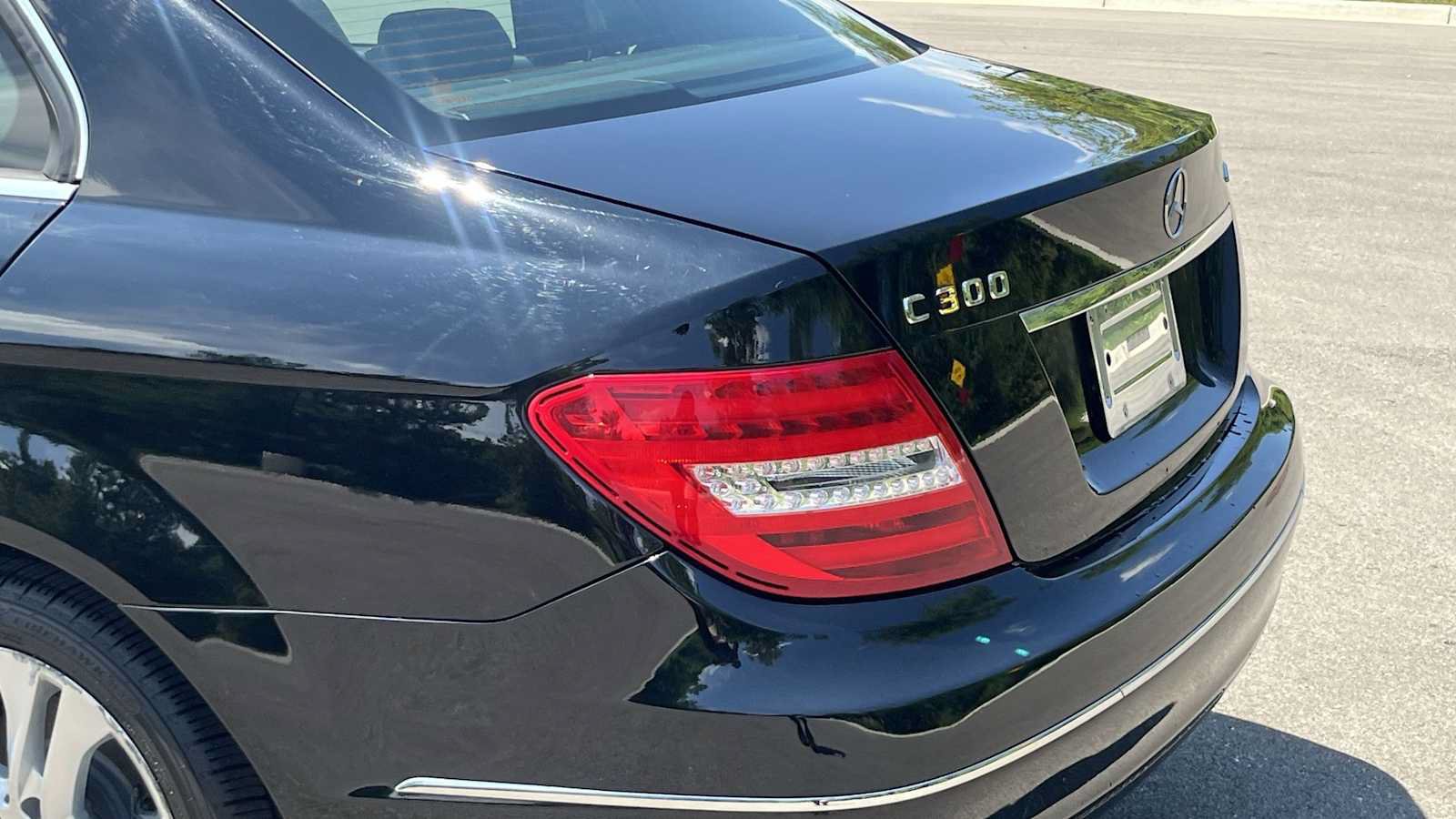 Used 2013 Mercedes-Benz C 300 4MATIC Sedan image 45