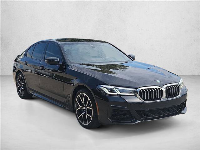 Used 2023 BMW 540i w/ M Sport Package RWD image 3