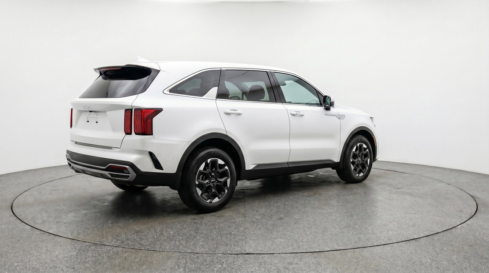 Used 2024 Kia Sorento S FWD image 9