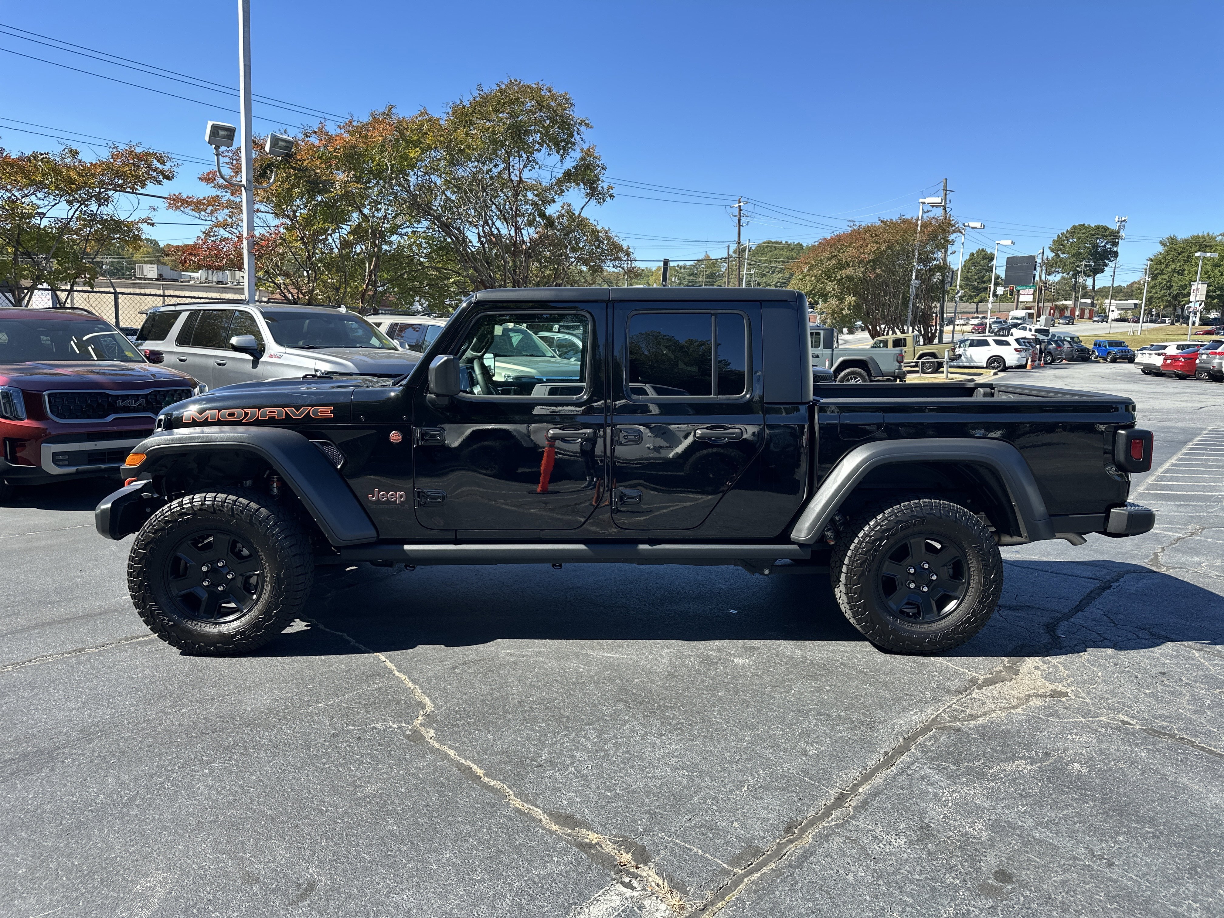Used 2022 Jeep Gladiator Mojave w/ Trailer Tow Package image 6