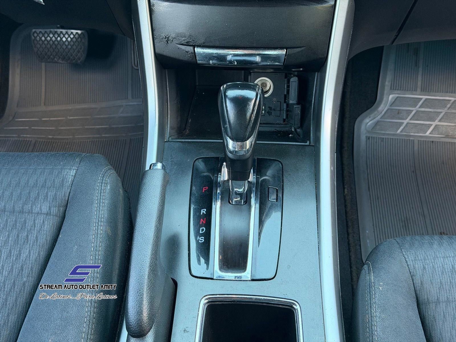 Used 2015 Honda Accord Sport image 19