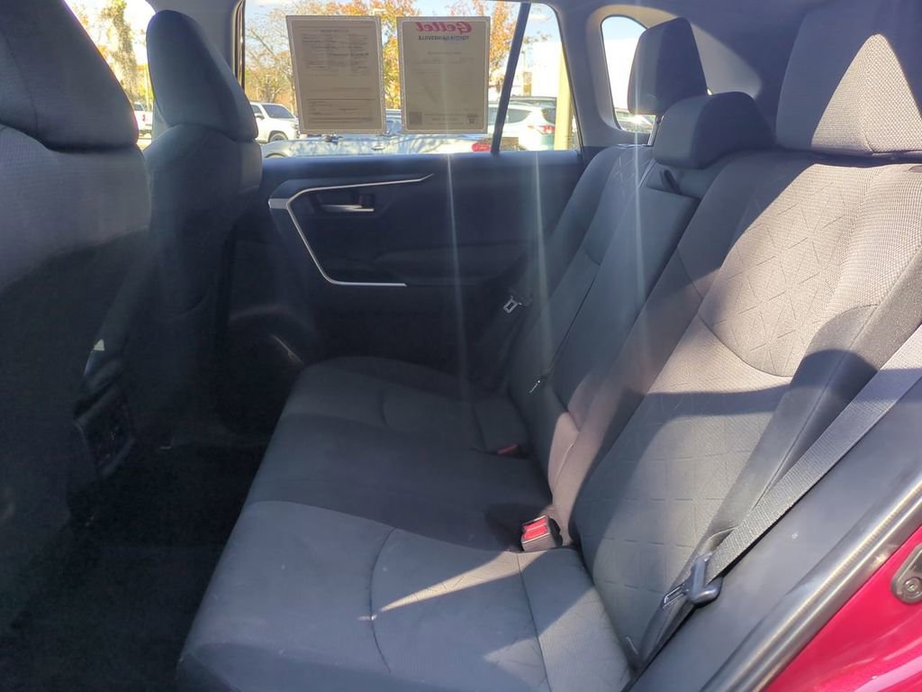 Used 2023 Toyota RAV4 XLE image 13