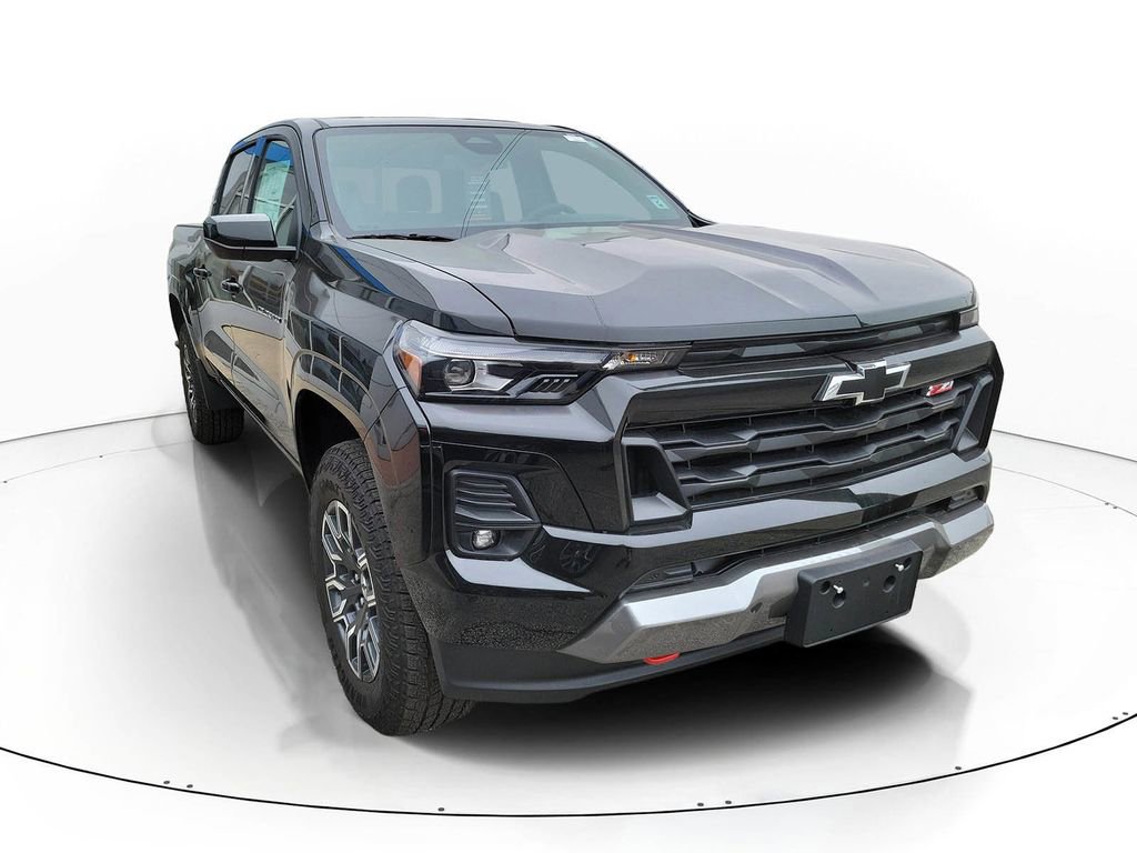 New 2025 Chevrolet Colorado Z71 w/ Z71 Convenience Package 2