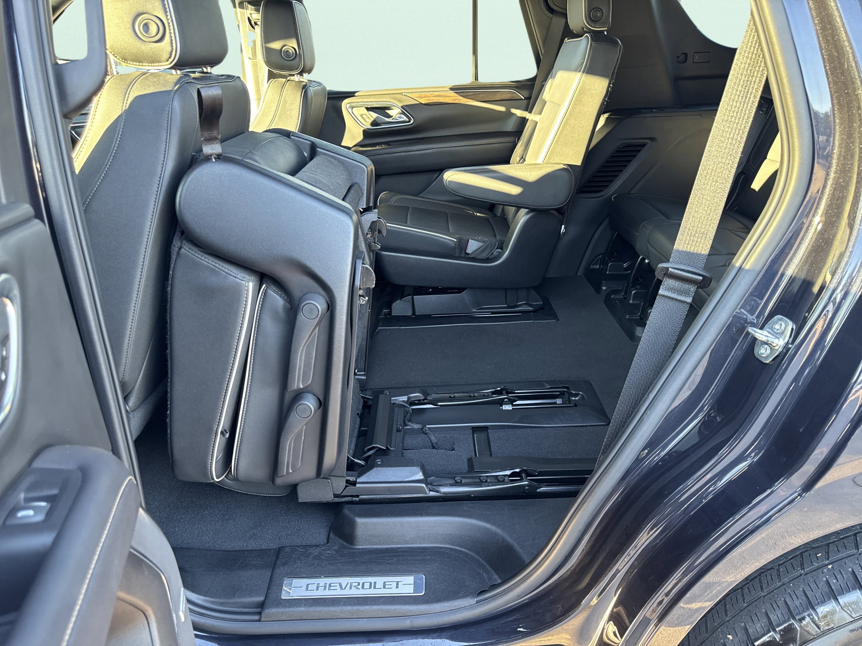 Used 2024 Chevrolet Tahoe Premier image 31