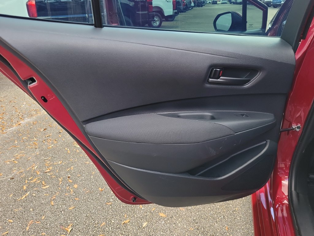 Used 2024 Toyota Corolla LE FWD image 9