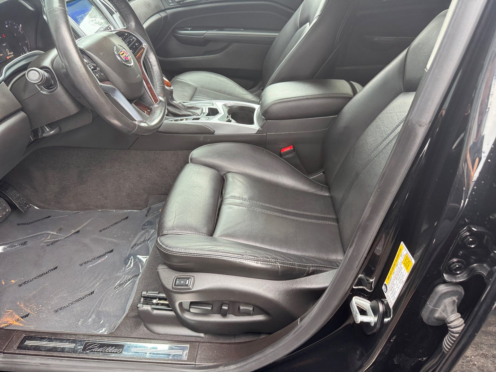 Used 2016 Cadillac SRX Luxury AWD/4WD image 9