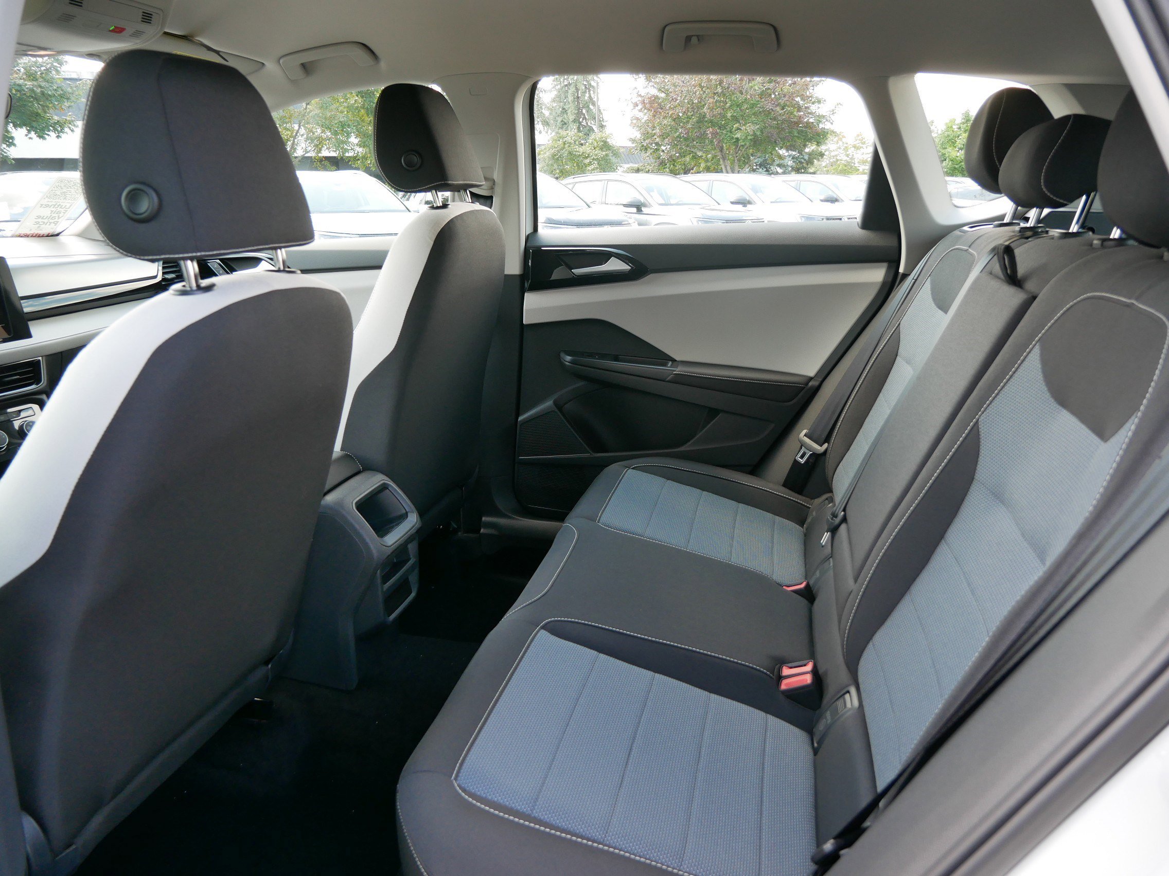 New 2025 Volkswagen Taos S image 7
