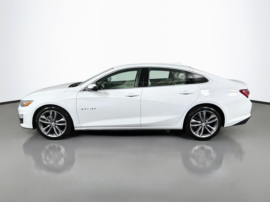 Used 2024 Chevrolet Malibu LT FWD image 4