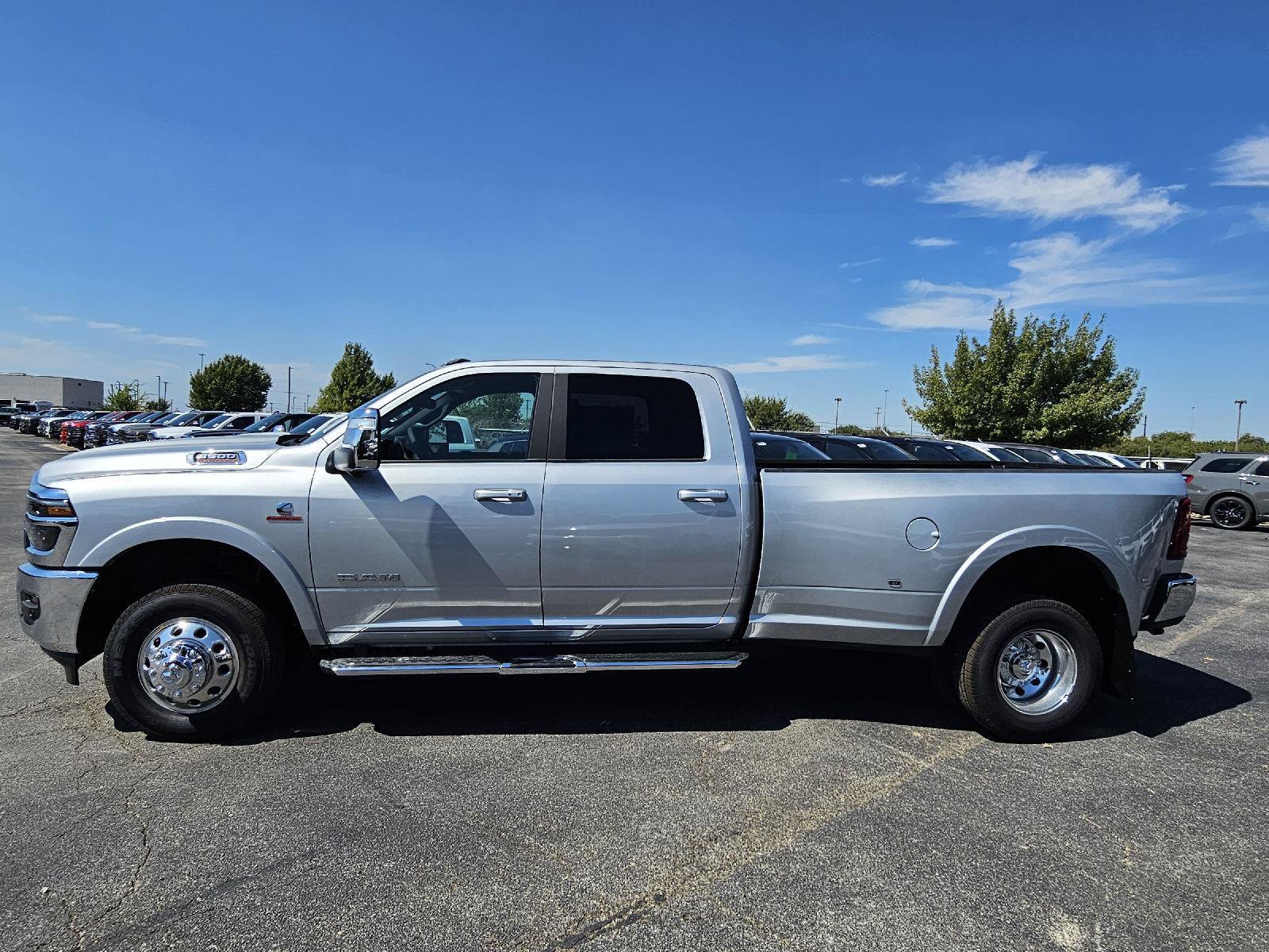 New 2027 RAM 3500 Laramie AWD/4WD image 3
