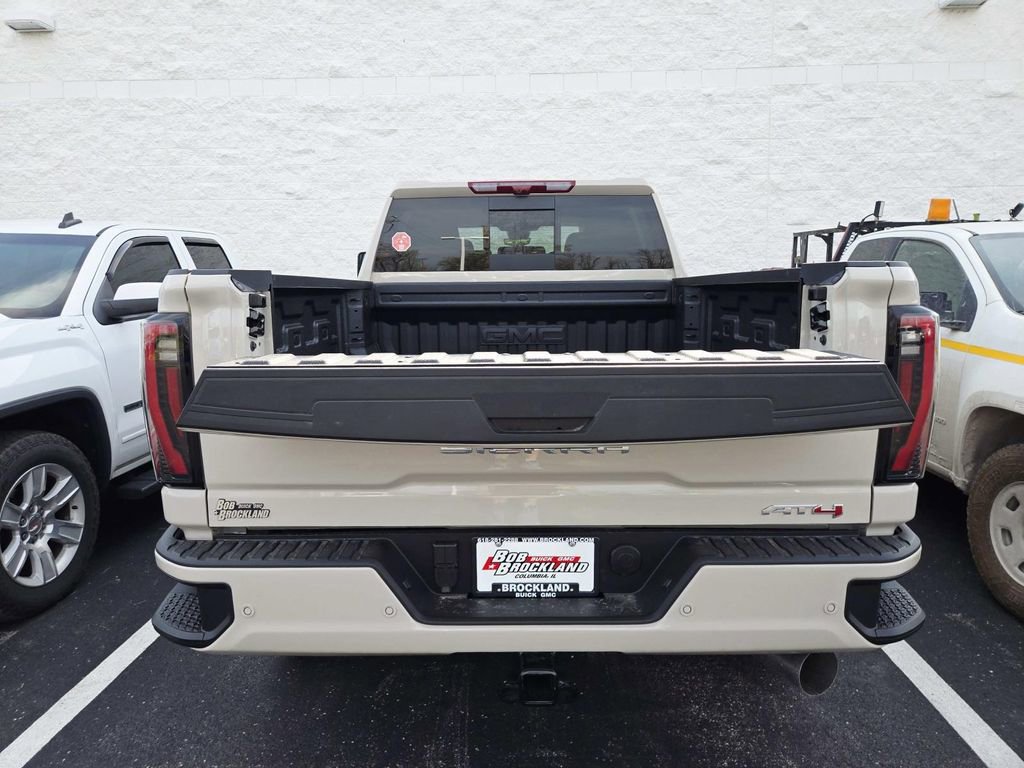 New 2026 GMC Sierra 2500 AT4 w/ AT4 Premium Plus Package image 14
