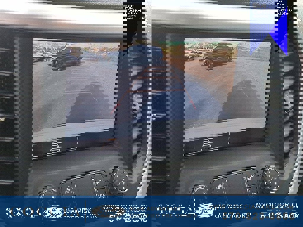 Used 2021 GMC Acadia SLE w/ Driver Convenience Package image 17