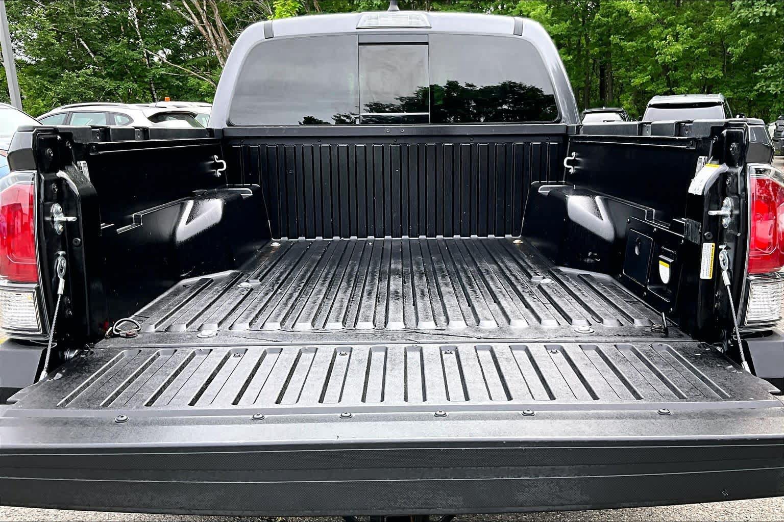 Used 2023 Toyota Tacoma Limited AWD/4WD image 31