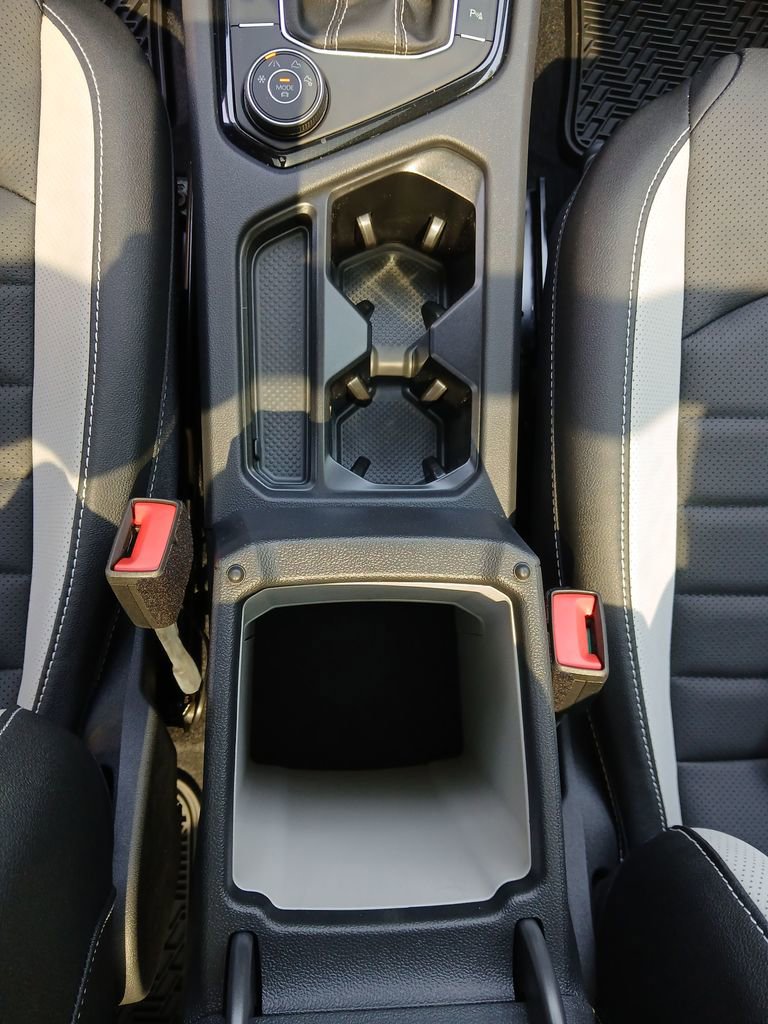 New 2026 Volkswagen Taos SEL AWD/4WD image 26