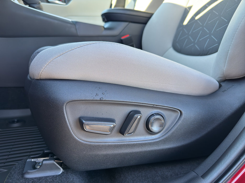 New 2025 Toyota RAV4 XLE image 13