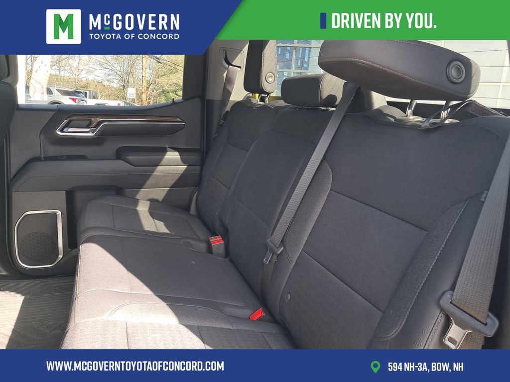 Used 2023 Chevrolet Silverado 1500 RST AWD/4WD image 18