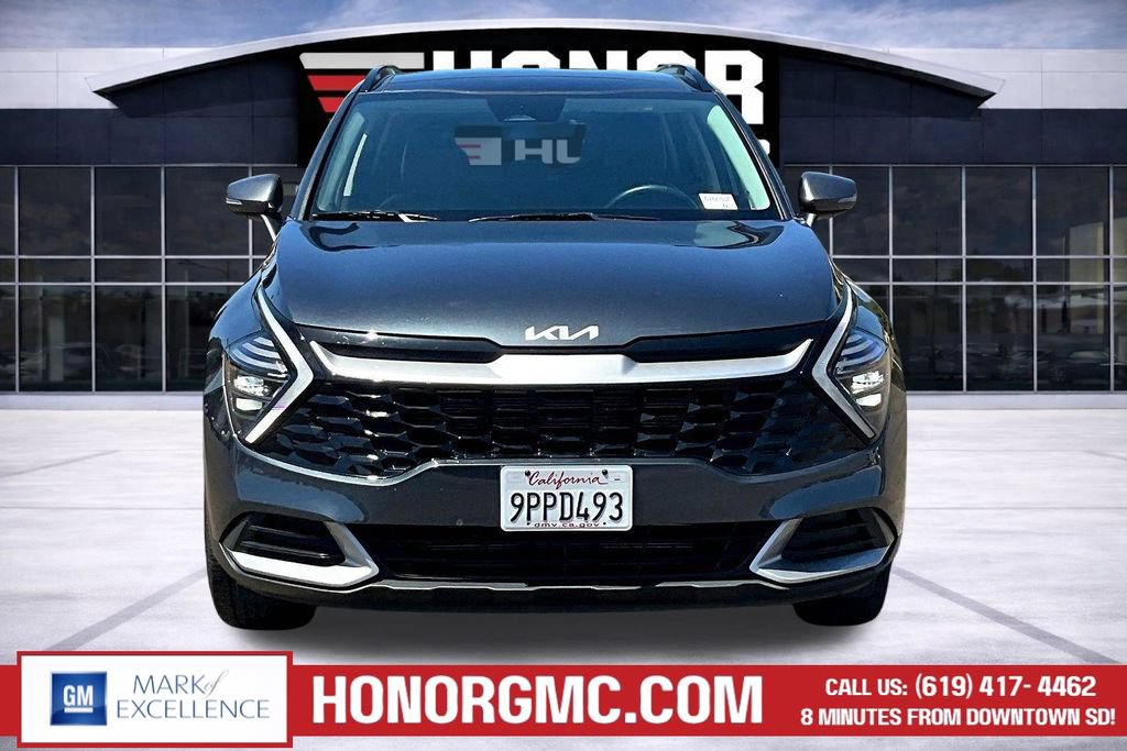 Used 2025 Kia Sportage EX w/ Premium Package FWD image 2