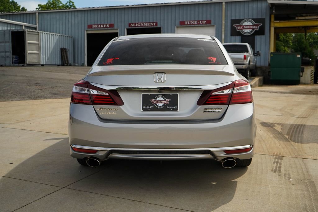 Used 2017 Honda Accord Sport Special Edition image 19