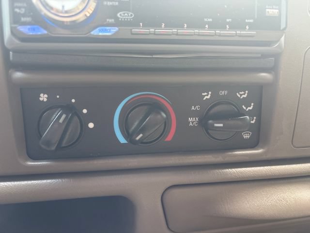 Used 2002 Ford F250 XL AWD/4WD image 23