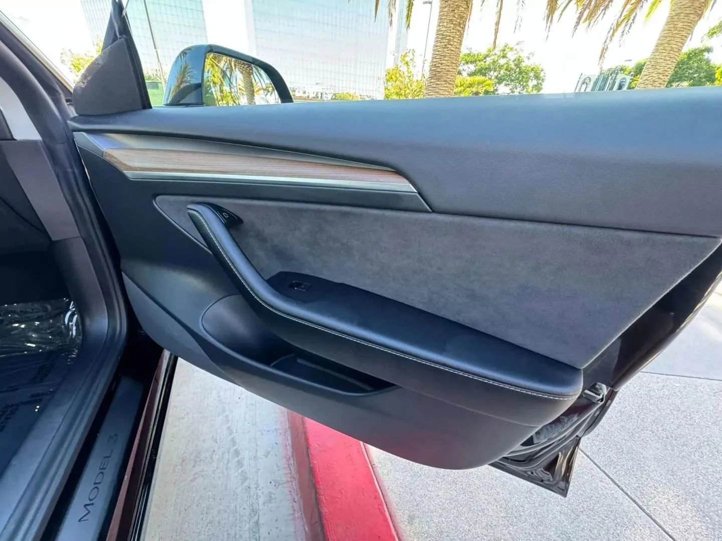 Used 2023 Tesla Model Y Performance AWD/4WD image 25